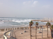 بالصور: رياح وأمواج عاتية على شواطئ مدينة يافا خلال العاصفة "هدى"